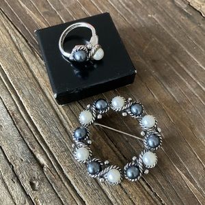 Vintage Avon eclipse brooch & ring set